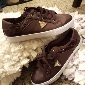 Guess tennis shoes